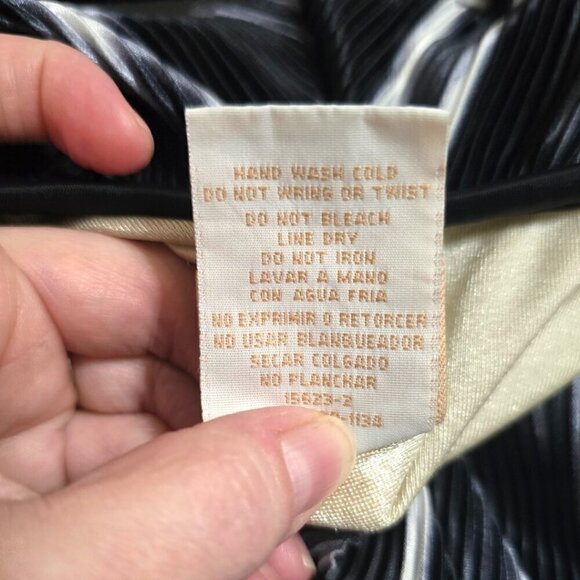 Le Cove Black Layered Ruffle One Piece Swimsuit Sz 12 - Picture 9 of 9